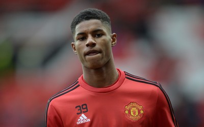 BBV电竞精华-佐默零封庆祝与后卫击掌